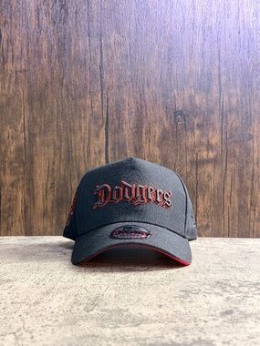 New Era LA Dodgers Sugar Skull Dia De Los Muerte 9FORTY Snapback Hat OSFA